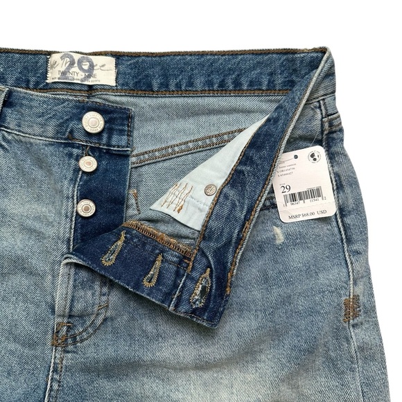 Free People Women’s 29 Distressed Raw Hem Button Fly Denim Jean Shorts - Picture 8 of 8